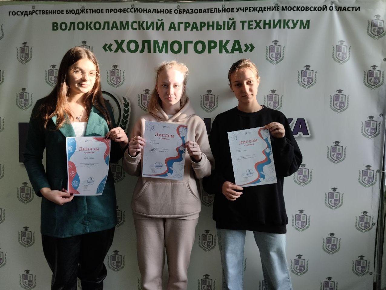 20221116-152640photo_2022-11-16_18-26-16